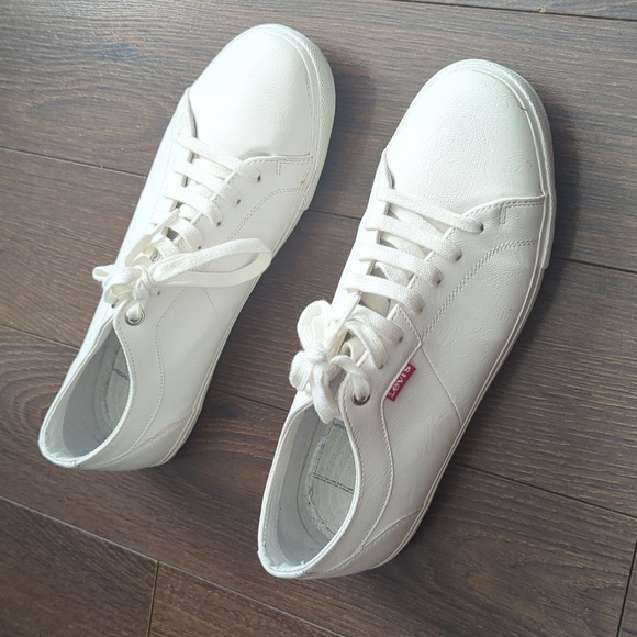 Levi's Woodward Sneakers In White - Picture 3 of 10
